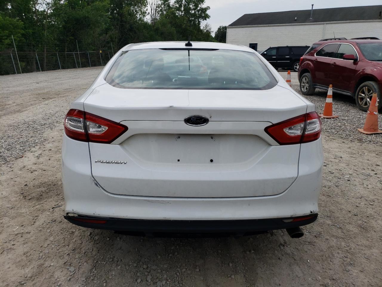 2014 Ford Fusion S vin: 1FA6P0G70E5377534