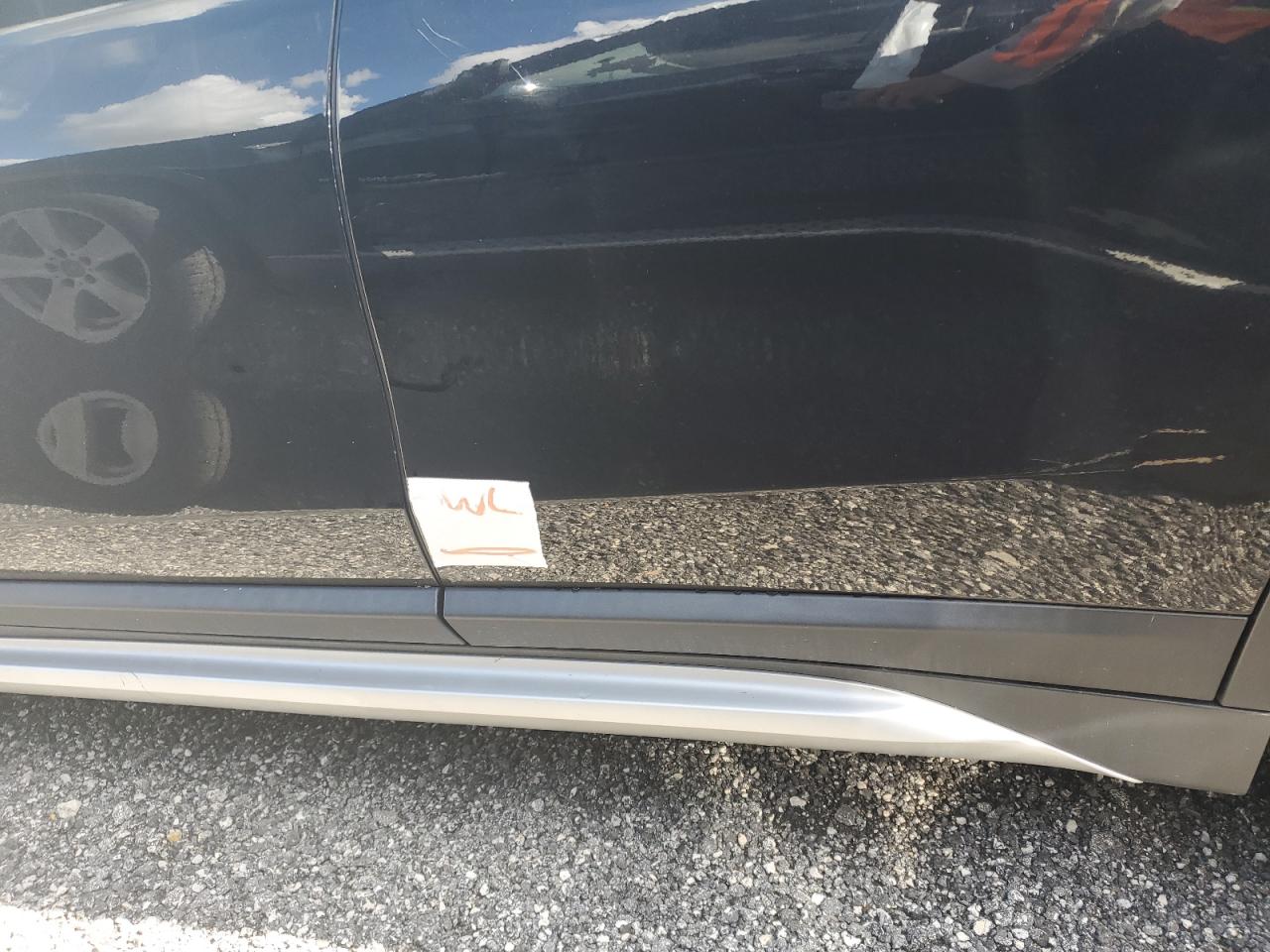 WBXHT3C37H5F76528 2017 BMW X1 xDrive28I