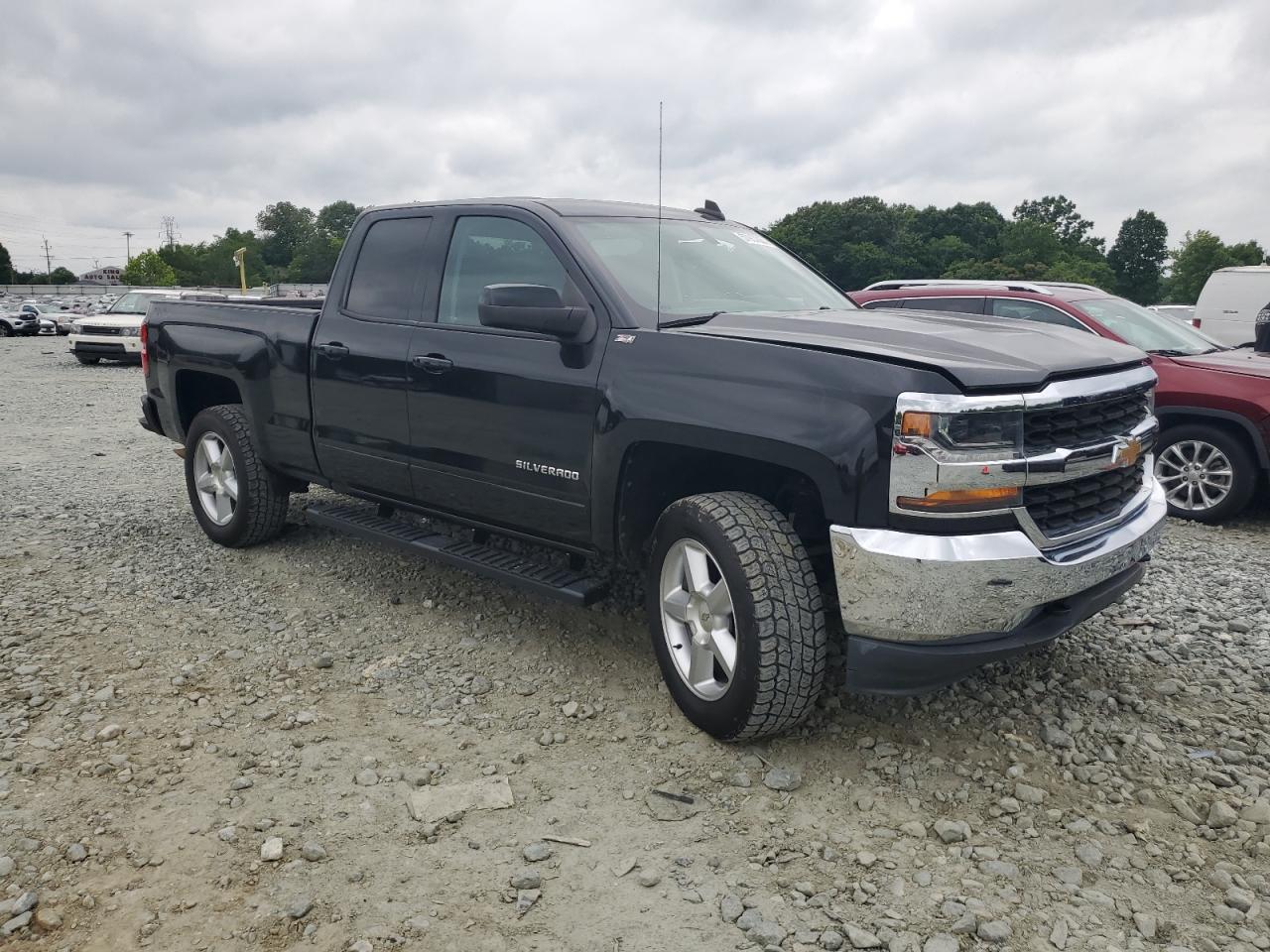 1GCVKREC9JZ161581 2018 Chevrolet Silverado K1500 Lt