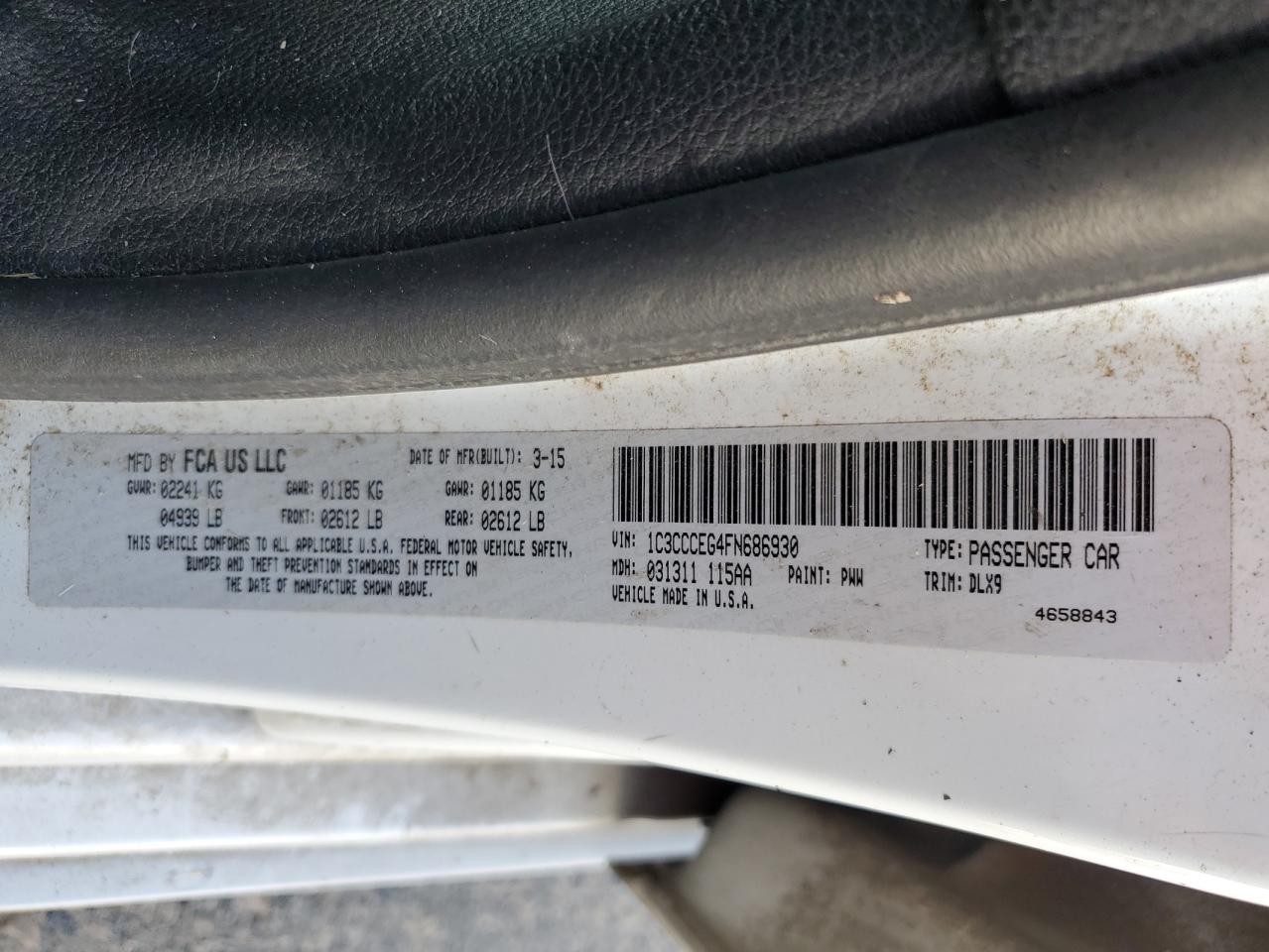 1C3CCCEG4FN686930 2015 Chrysler 200 C