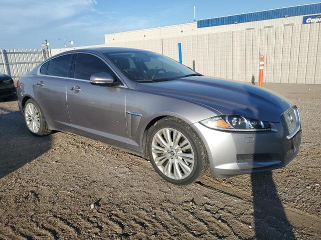 VIN SAJWJ0EF7D8S85003 2013 Jaguar XF no.4