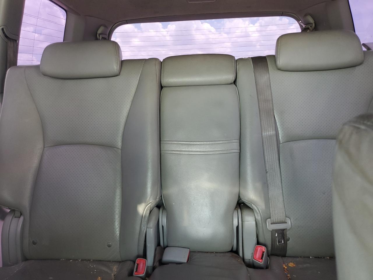 JTEDP21A550062447 2005 Toyota Highlander Limited