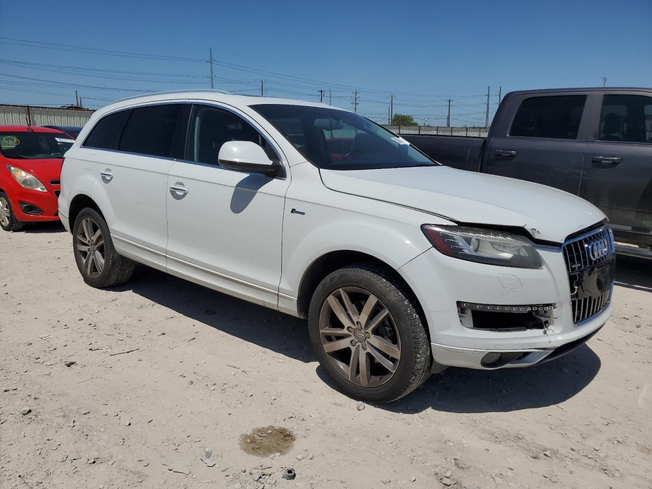 2015 Audi Q7 Premium Plus vin: WA1LGAFEXFD014758