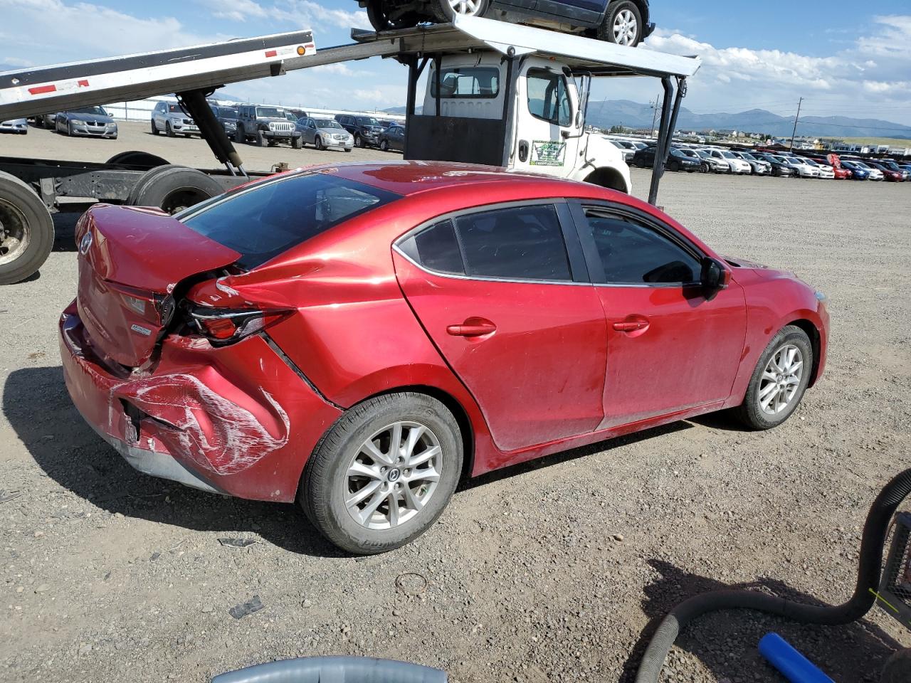 2017 Mazda 3 Sport vin: 3MZBN1U70HM114352