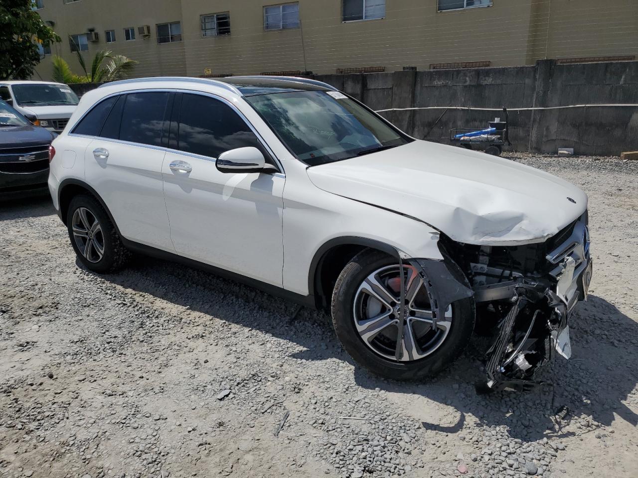 WDC0G4KB5KV184823 2019 Mercedes-Benz Glc 300 4Matic