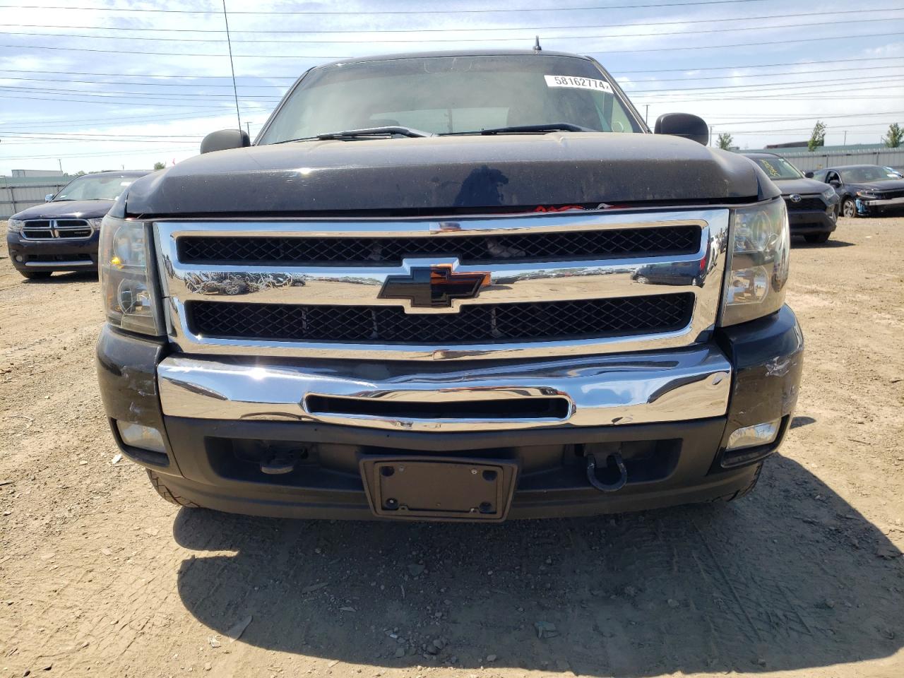 1GCPKSE38BF128056 2011 Chevrolet Silverado K1500 Lt