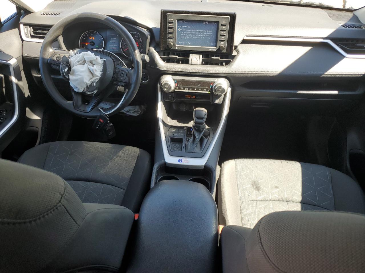 2T3W1RFVXMW168714 2021 Toyota Rav4 Xle