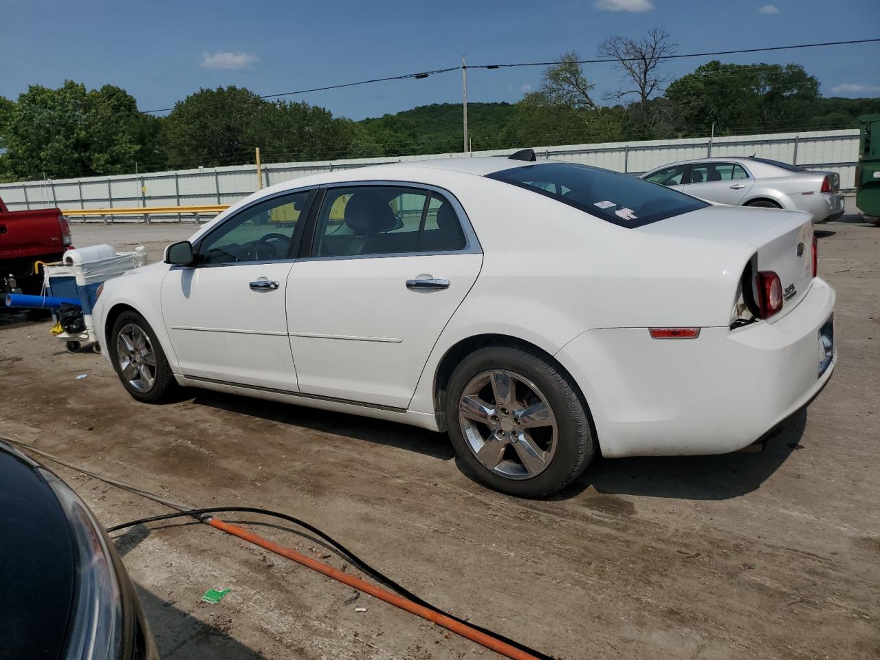 1G1ZD5EU8CF324019 2012 Chevrolet Malibu 2Lt