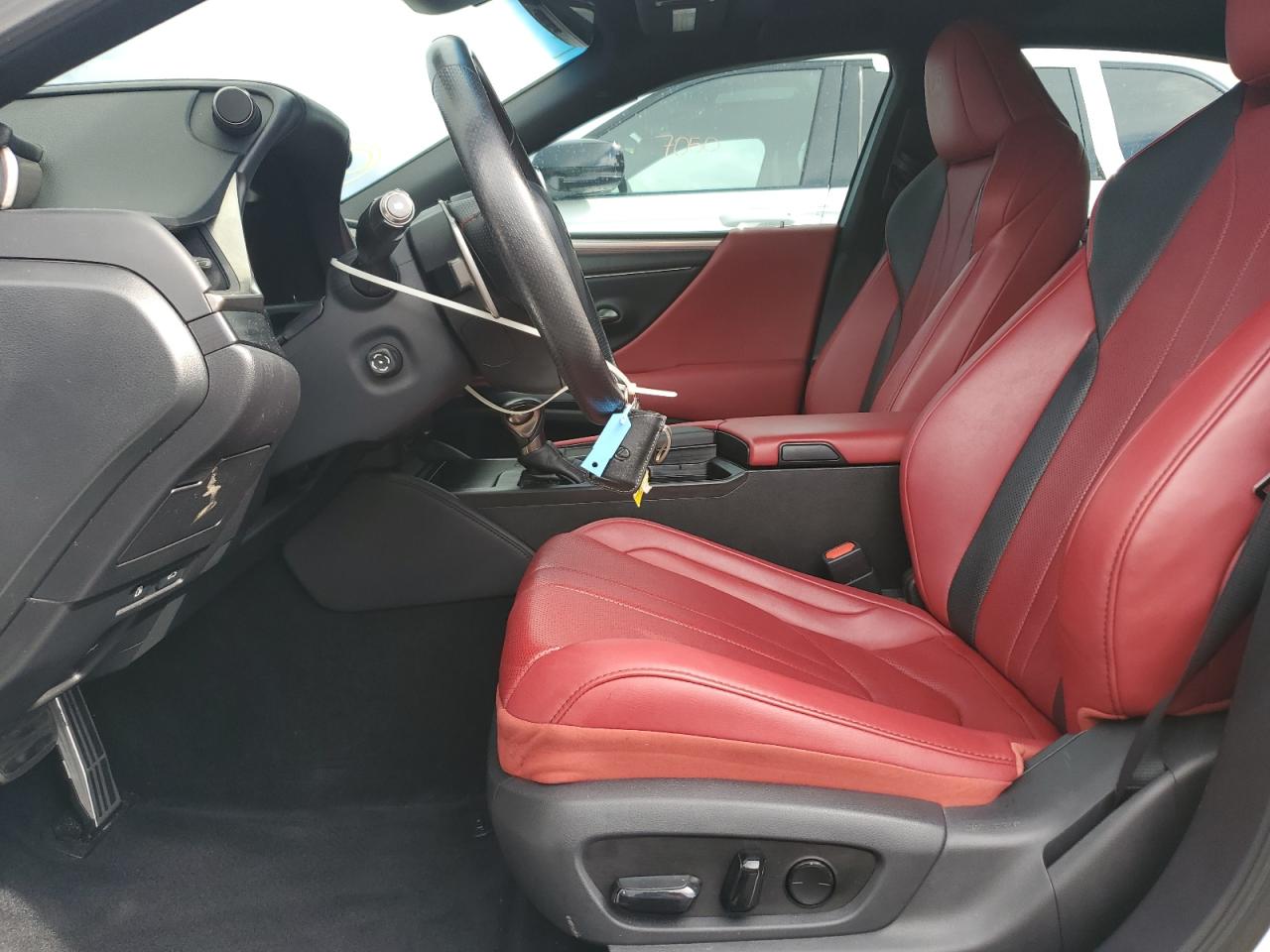 58AGZ1B13MU086357 2021 Lexus Es 350 Base