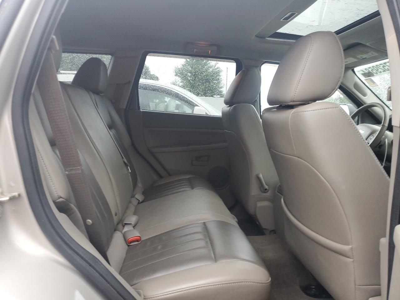 1J8GR48K07C549359 2007 Jeep Grand Cherokee Laredo