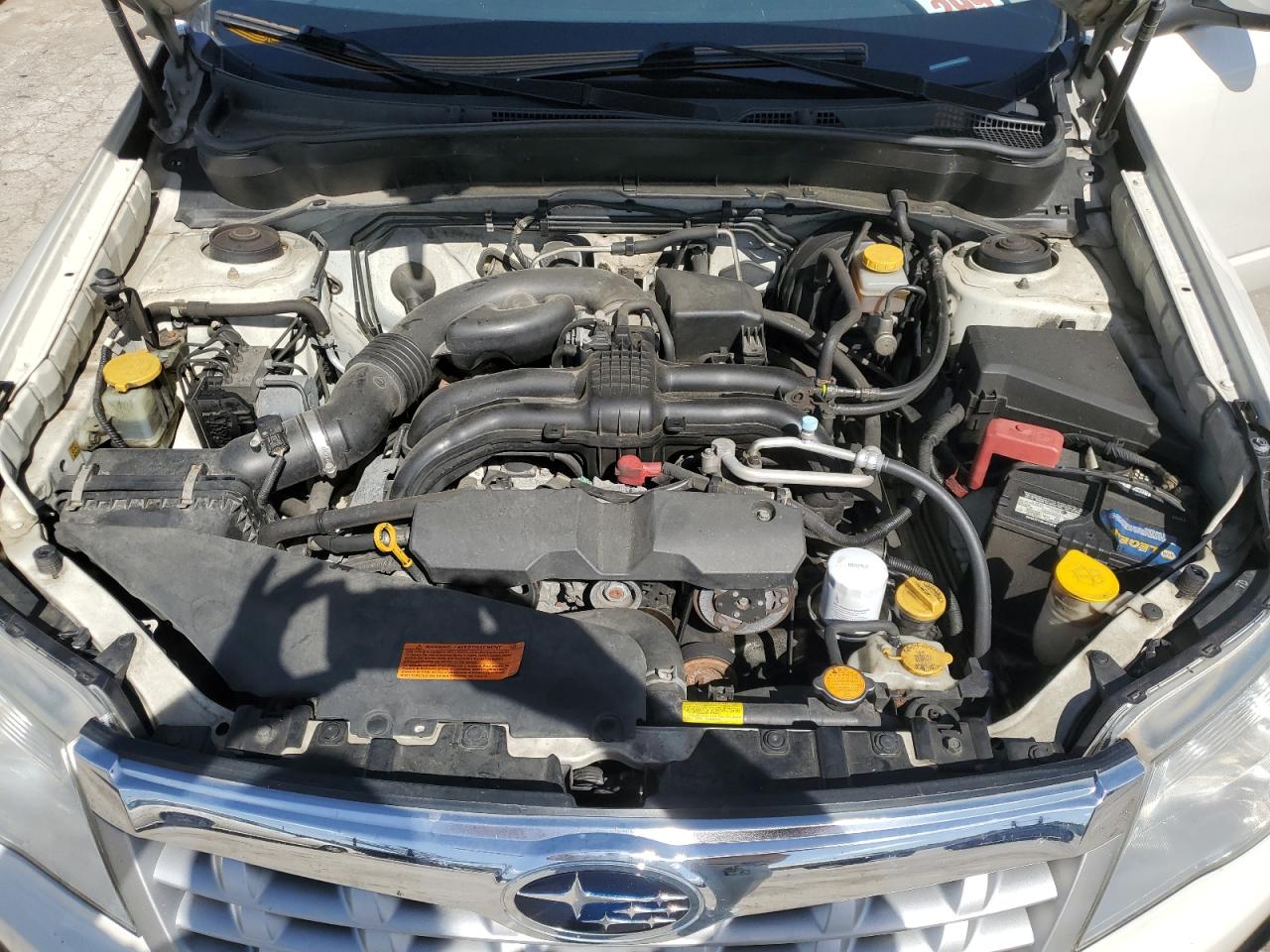 JF2SHAEC3BH728007 2011 Subaru Forester Limited