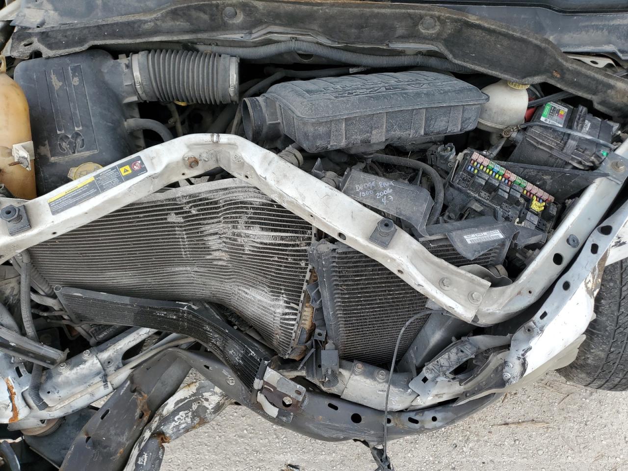 1D7HA18P64J193221 2004 Dodge Ram 1500 St