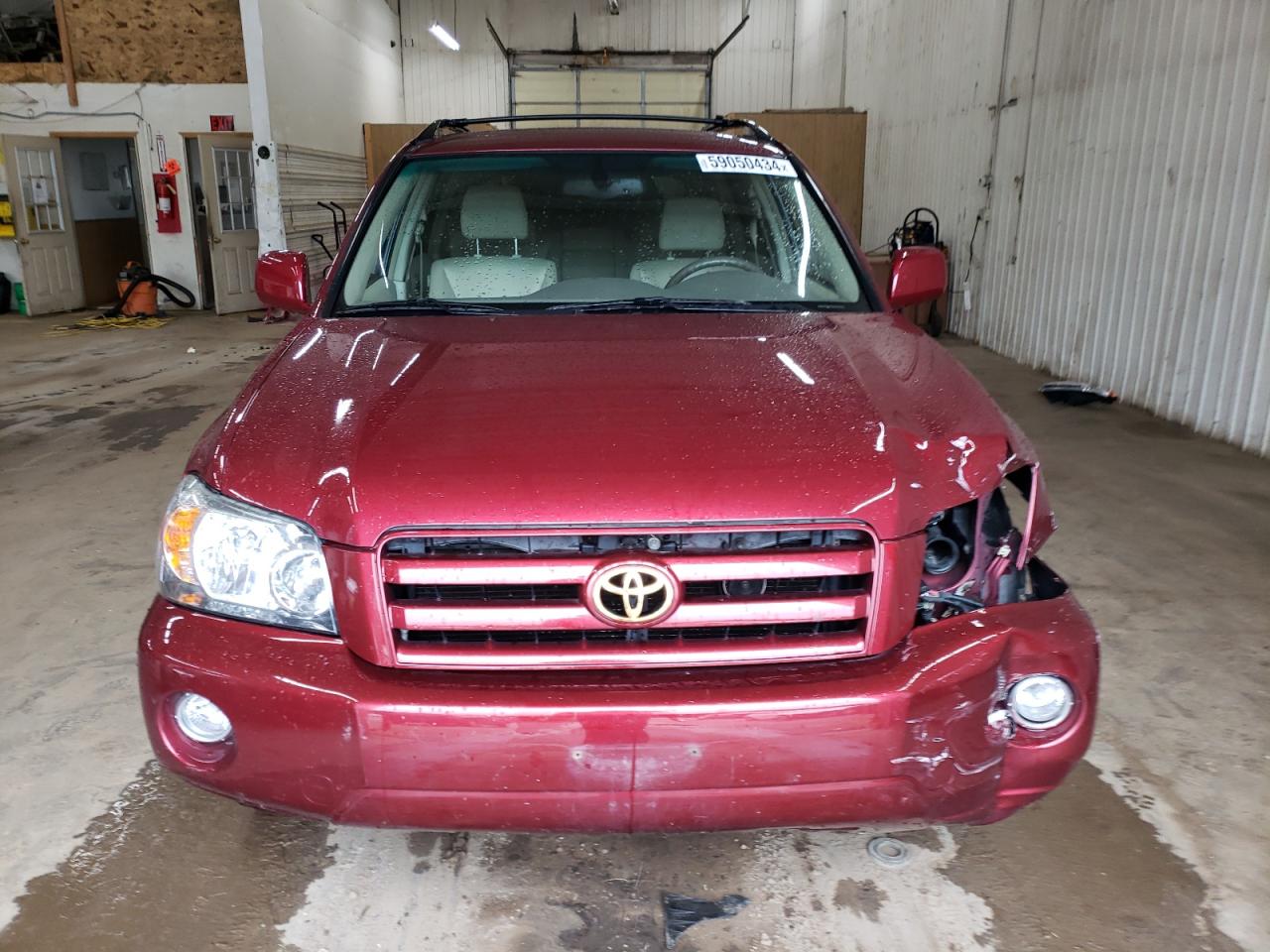 JTEDP21A640028113 2004 Toyota Highlander Base