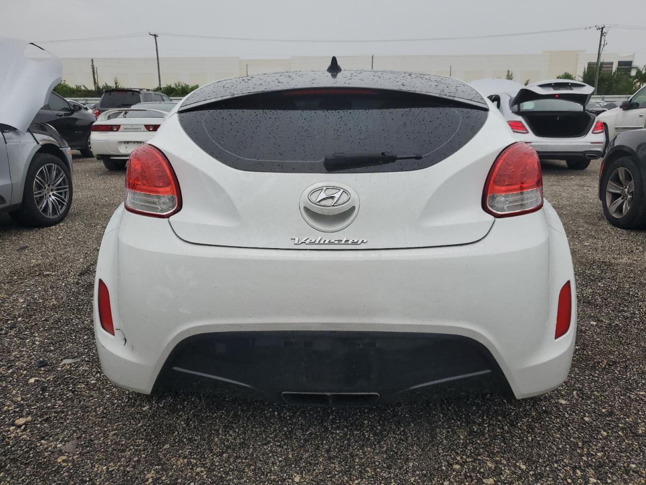 KMHTC6AD5DU137129 2013 Hyundai Veloster