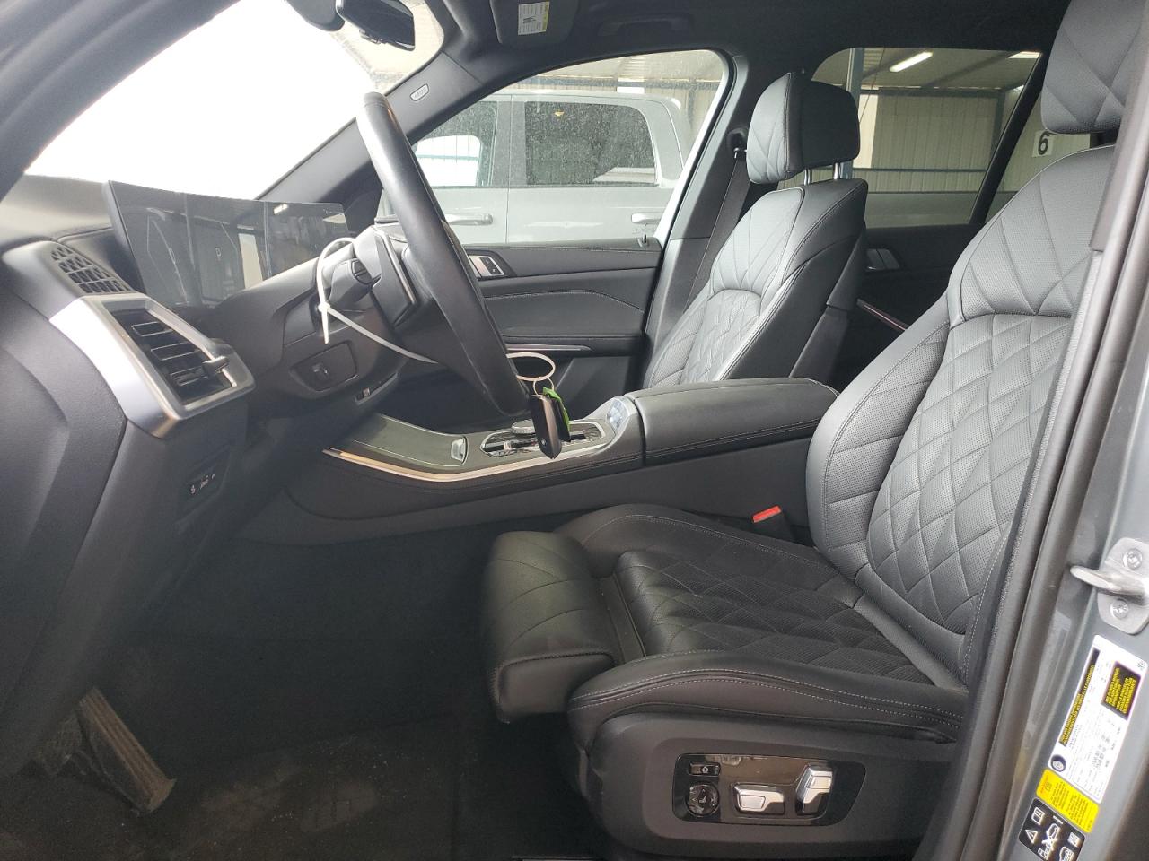 5UX23EU08R9S14121 2024 BMW X5 xDrive40I