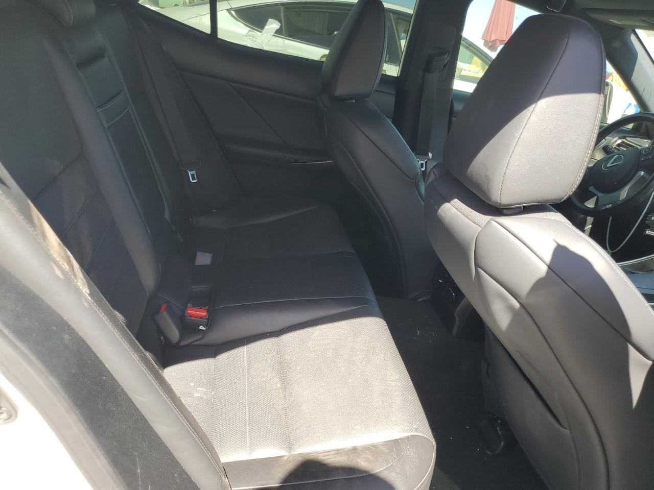 JTHBA1D24G5025163 2016 Lexus Is 200T