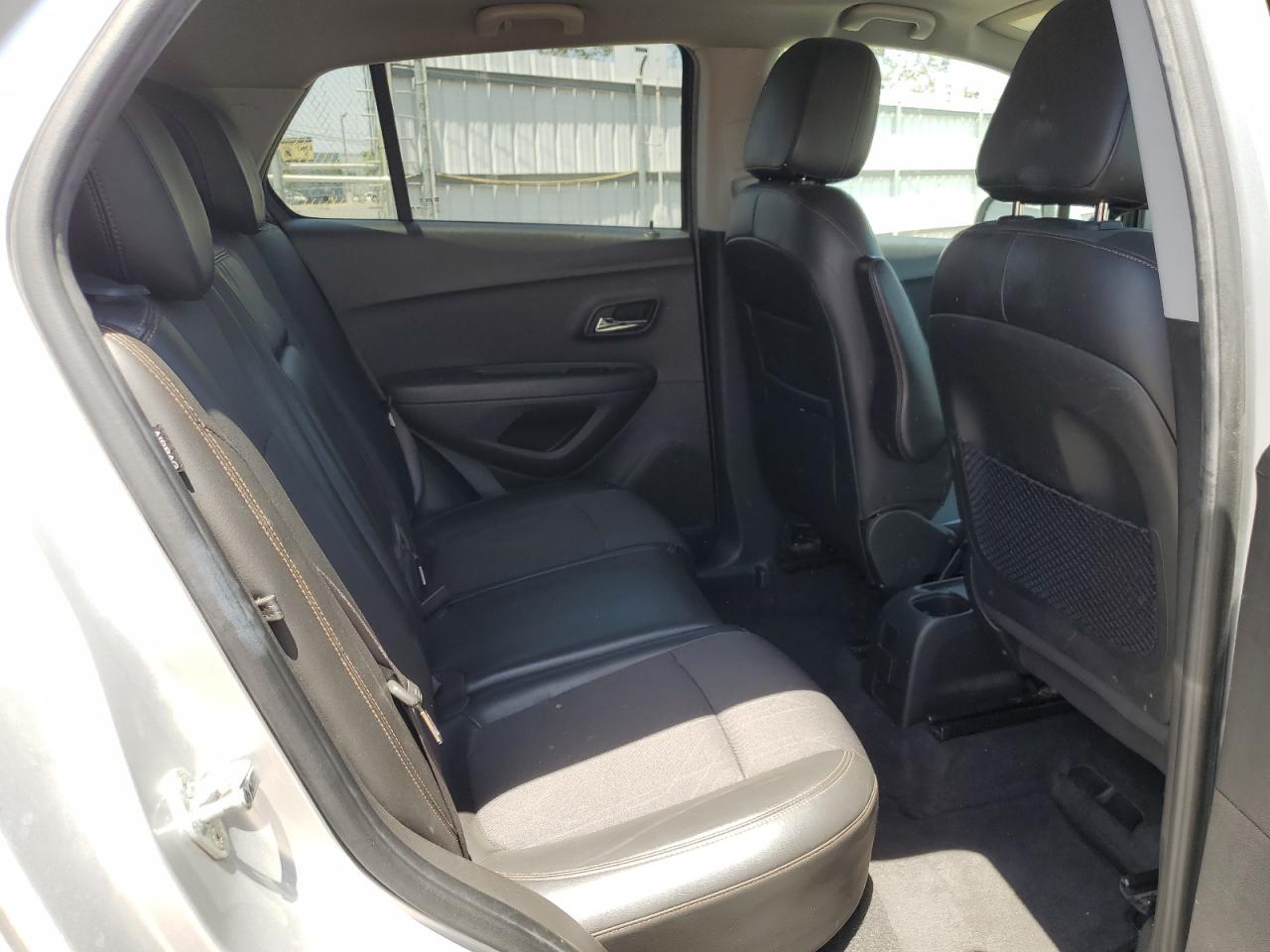 KL7CJLSB0JB655742 2018 Chevrolet Trax 1Lt