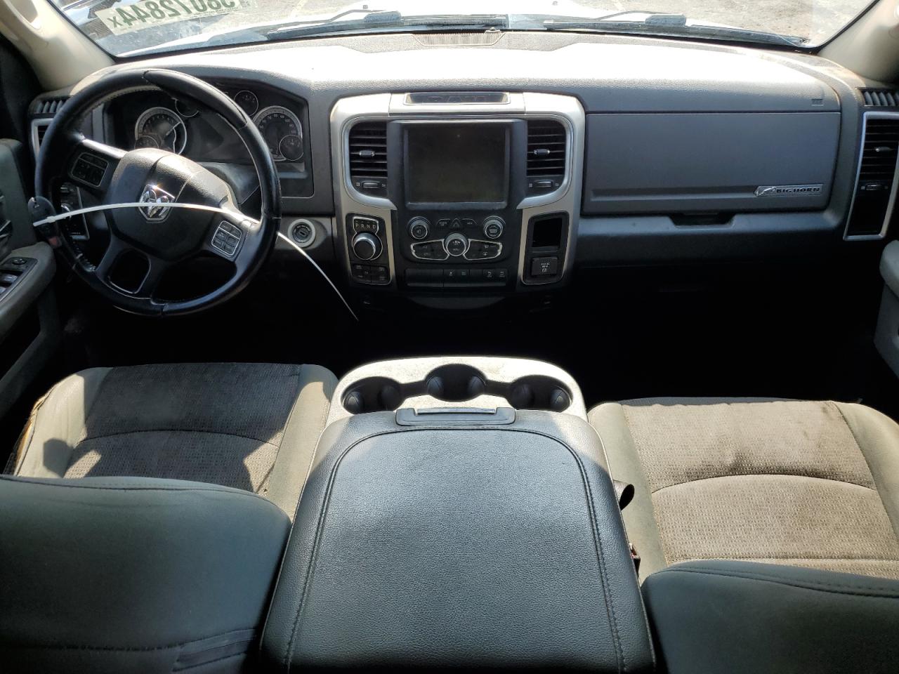 1C6RR7GT9HS658638 2017 Ram 1500 Slt