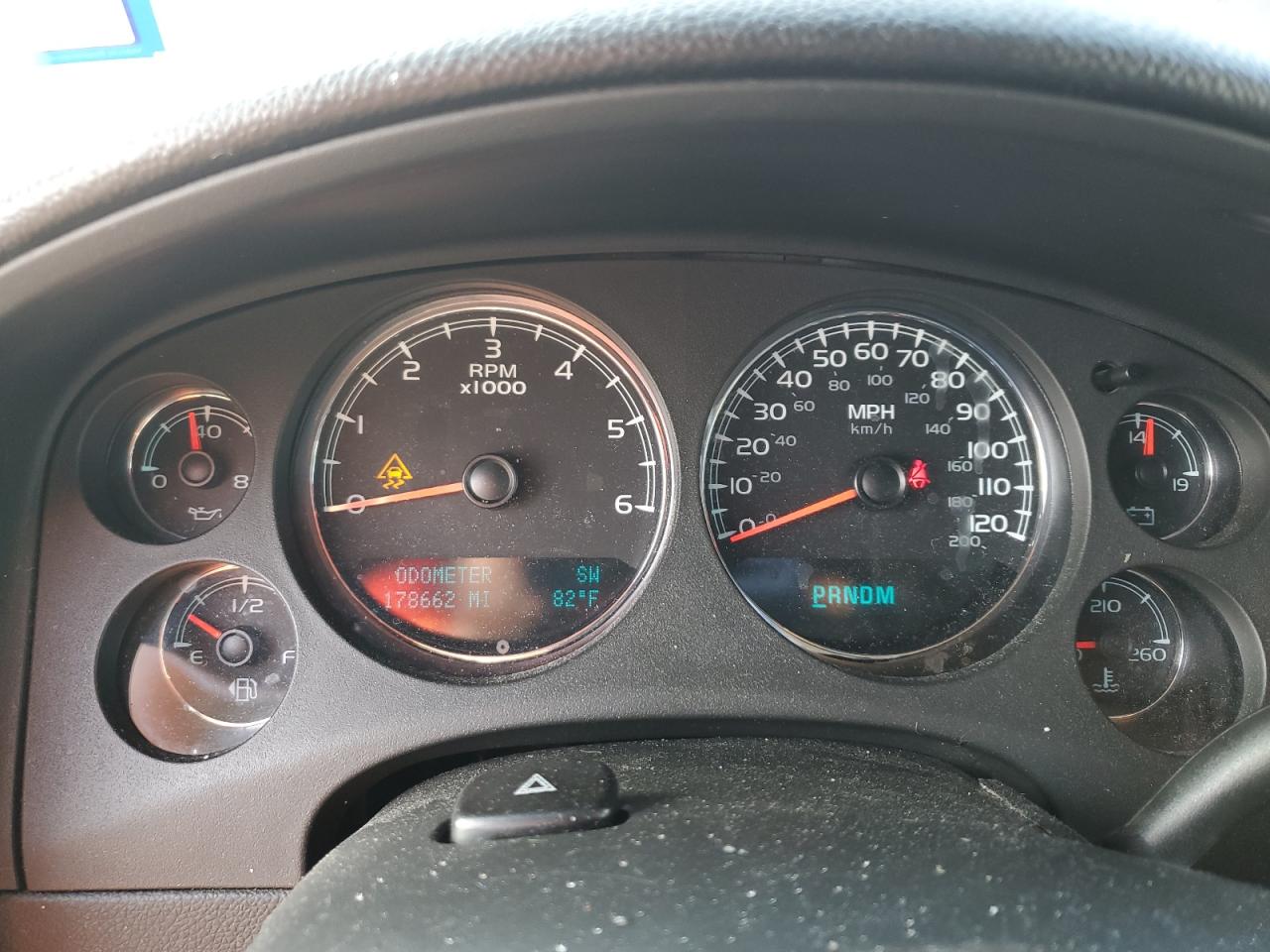 1GNSCBE08BR112796 2011 Chevrolet Tahoe C1500 Lt