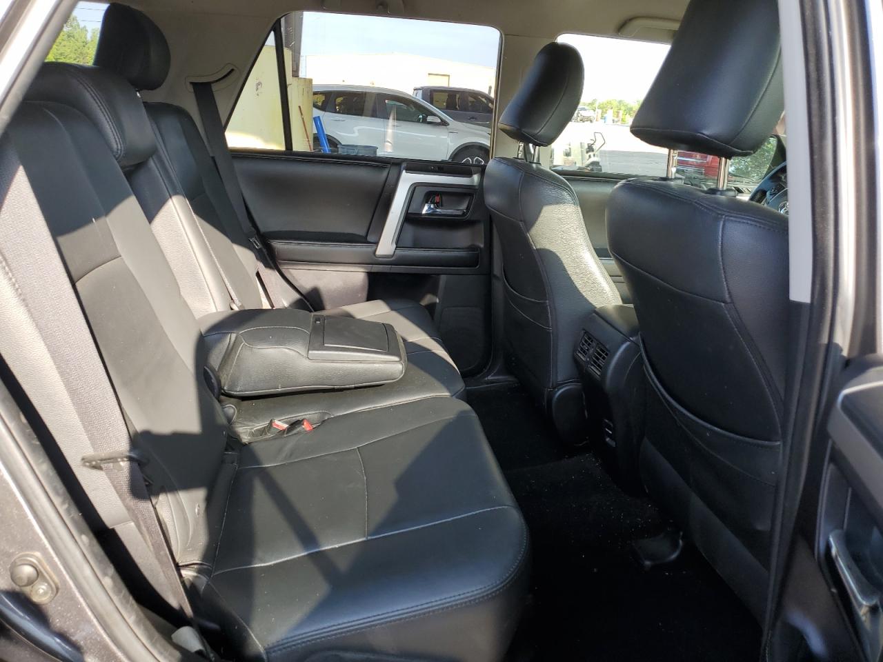 JTEBU5JRXE5166698 2014 Toyota 4Runner Sr5