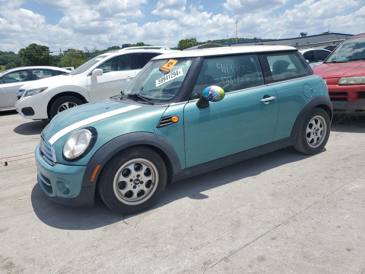 2012 Mini Cooper vin: WMWSU3C59CT257051