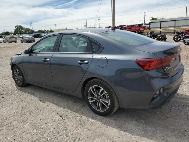 3KPF24AD6PE688374 Kia Forte LX 2