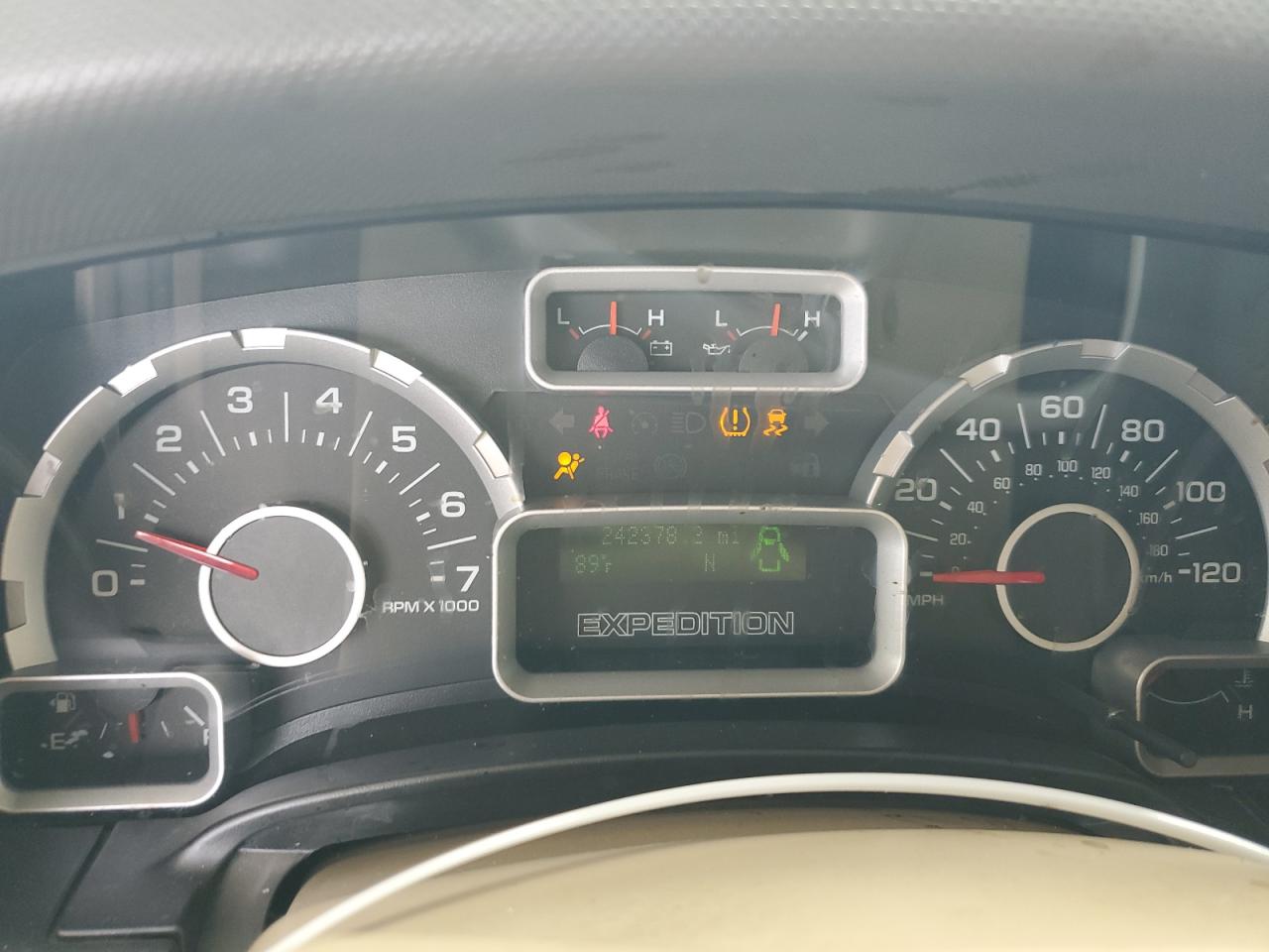 1FMJU1F52AEA29467 2010 Ford Expedition Xlt