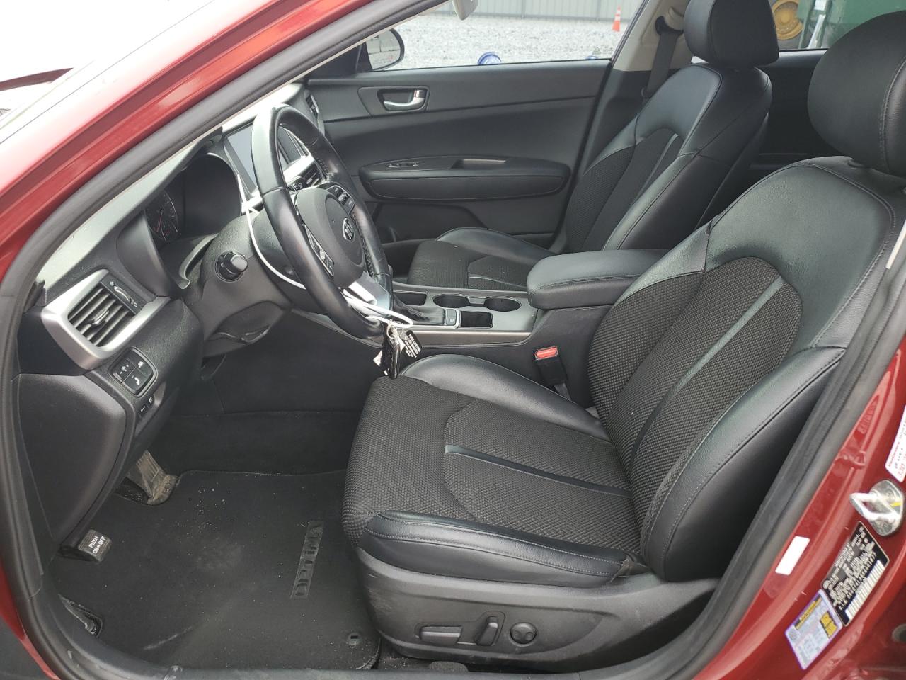 5XXGT4L38KG301877 2019 Kia Optima Lx