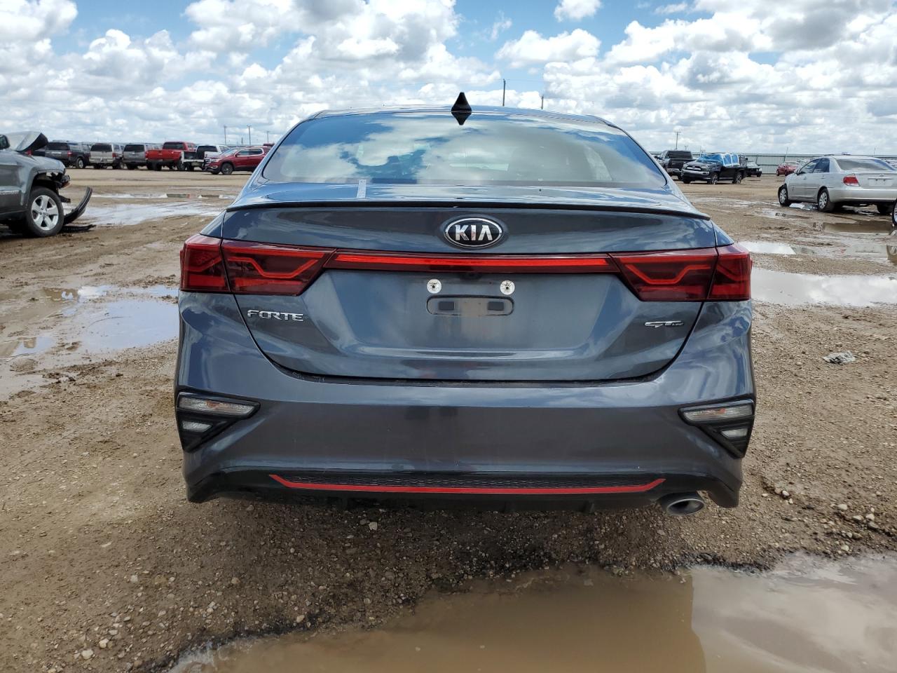 3KPF34AD7ME404212 2021 Kia Forte Gt Line