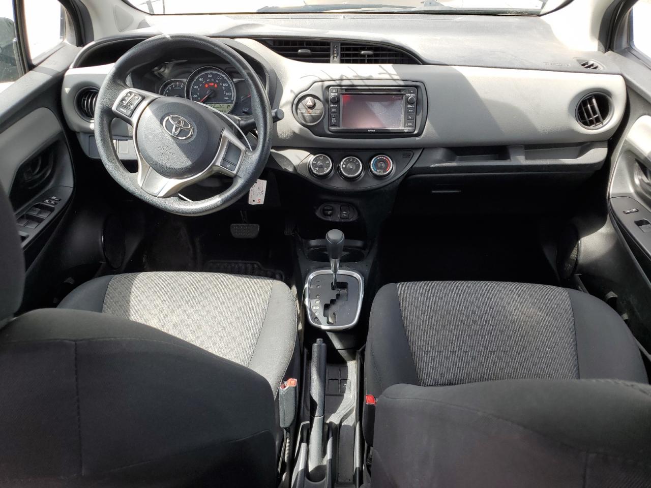 VNKKTUD30HA075435 2017 Toyota Yaris L