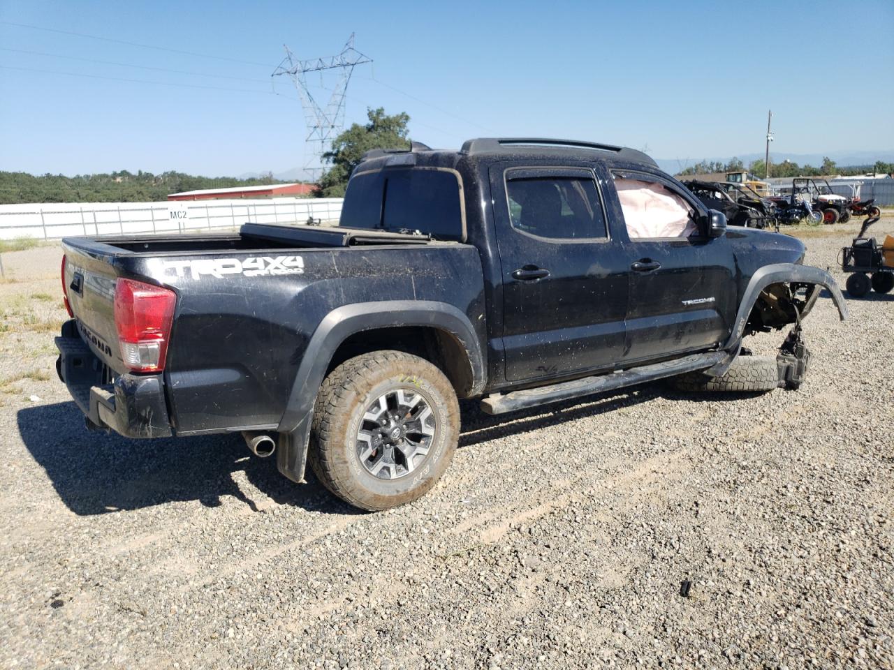 2017 Toyota Tacoma Double Cab vin: 5TFCZ5AN6HX120558