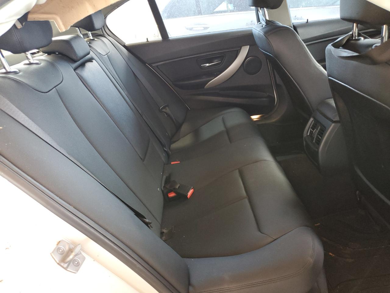 WBA3B1G50FNT06509 2015 BMW 320 I