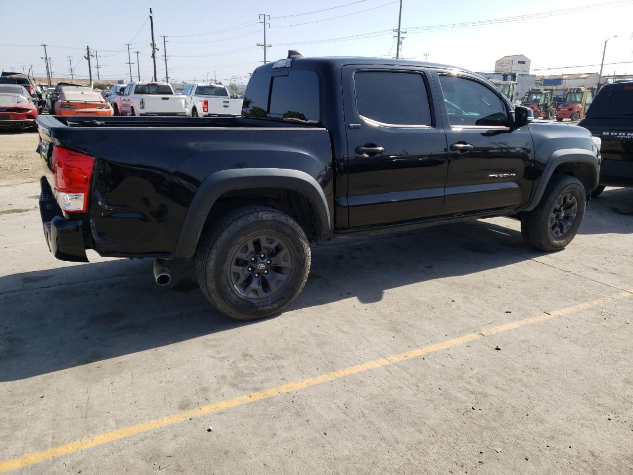 2021 Toyota Tacoma Double Cab vin: 3TYAZ5CN2MT008137