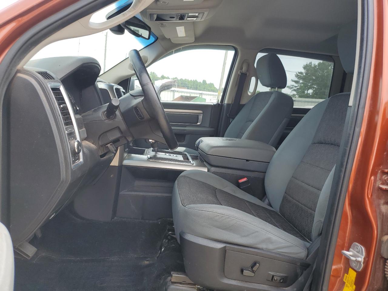 1C6RR7LT6DS570954 2013 Ram 1500 Slt