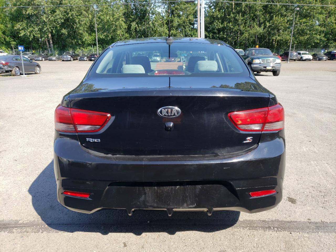 3KPA24AB2KE213726 2019 Kia Rio S