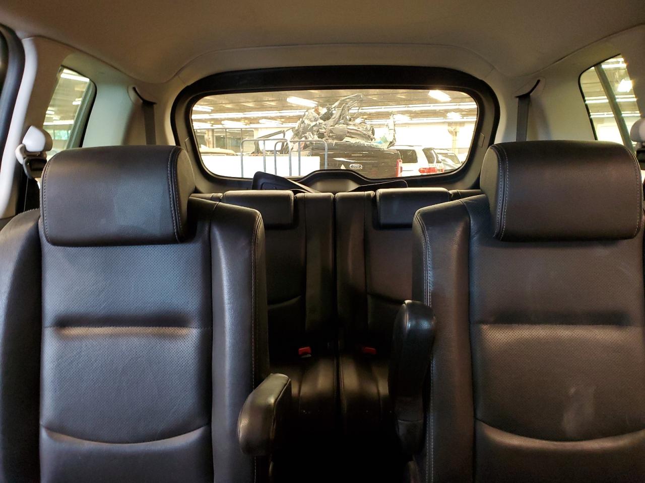 JM1CR293X90348574 2009 Mazda 5