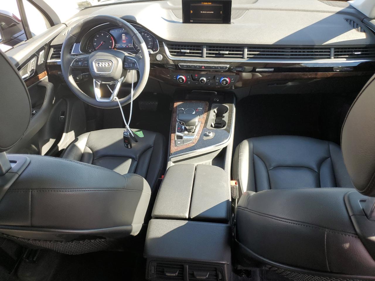 WA1AAAF73JD036894 2018 Audi Q7 Premium