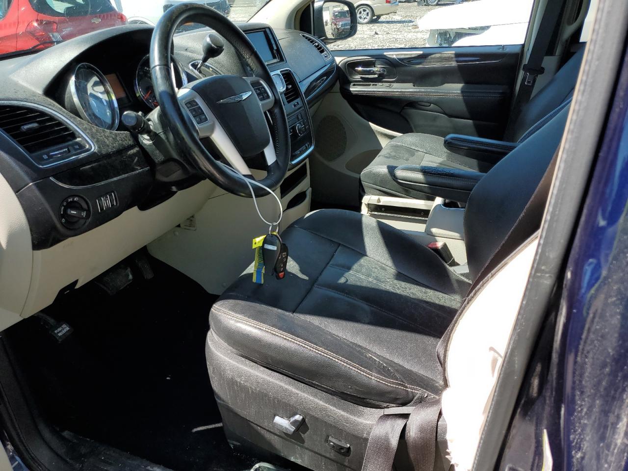 2C4RC1BGXGR212743 2016 Chrysler Town & Country Touring