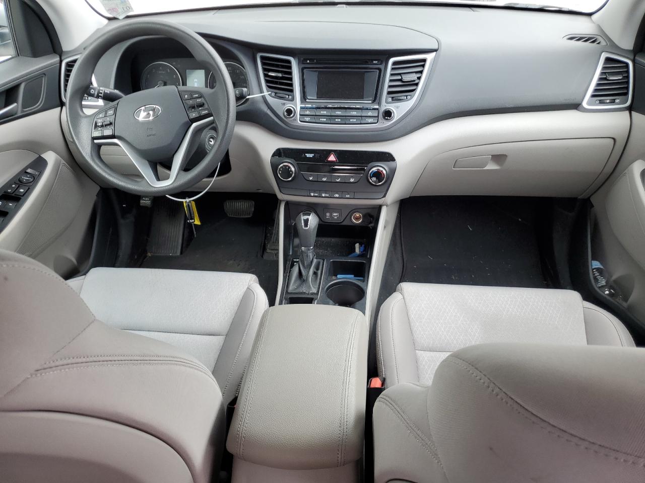 KM8J23A48GU254264 2016 Hyundai Tucson Se