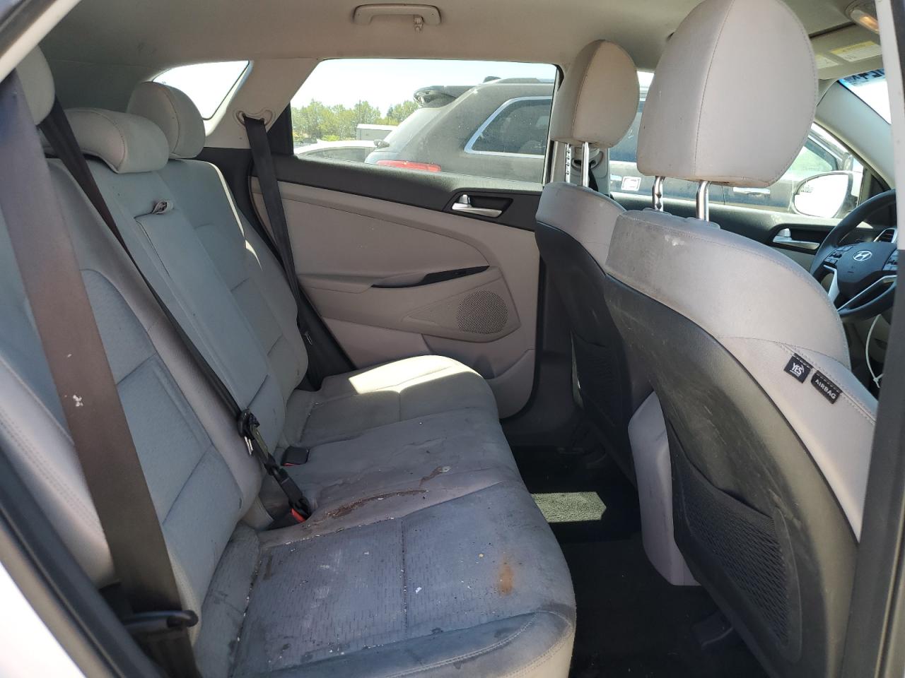 KM8J2CA48KU925327 2019 Hyundai Tucson Se