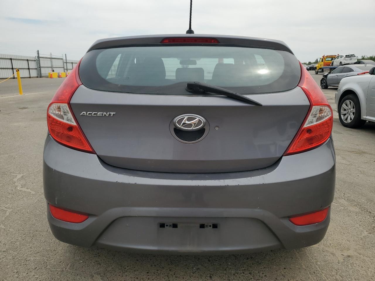 KMHCT5AE0FU206816 2015 Hyundai Accent Gs