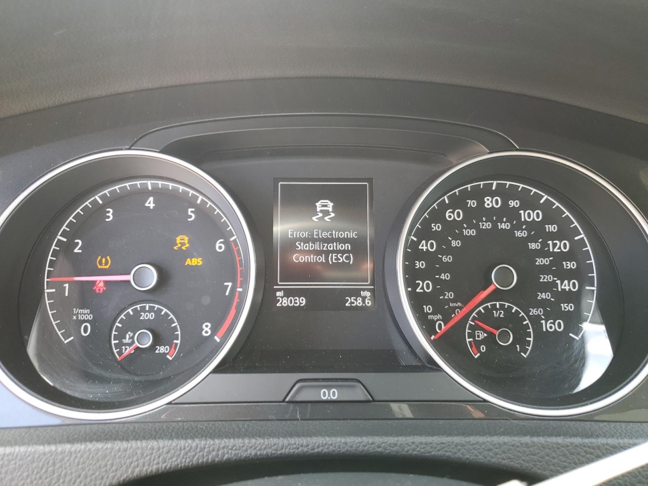 3VWG57AU5MM008301 2021 Volkswagen Golf