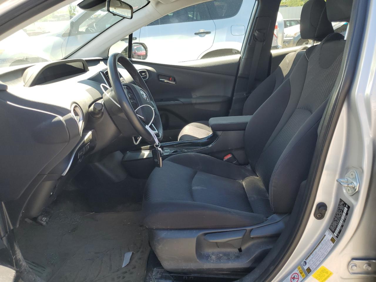 JTDKARFPXL3128439 2020 Toyota Prius Prime Le