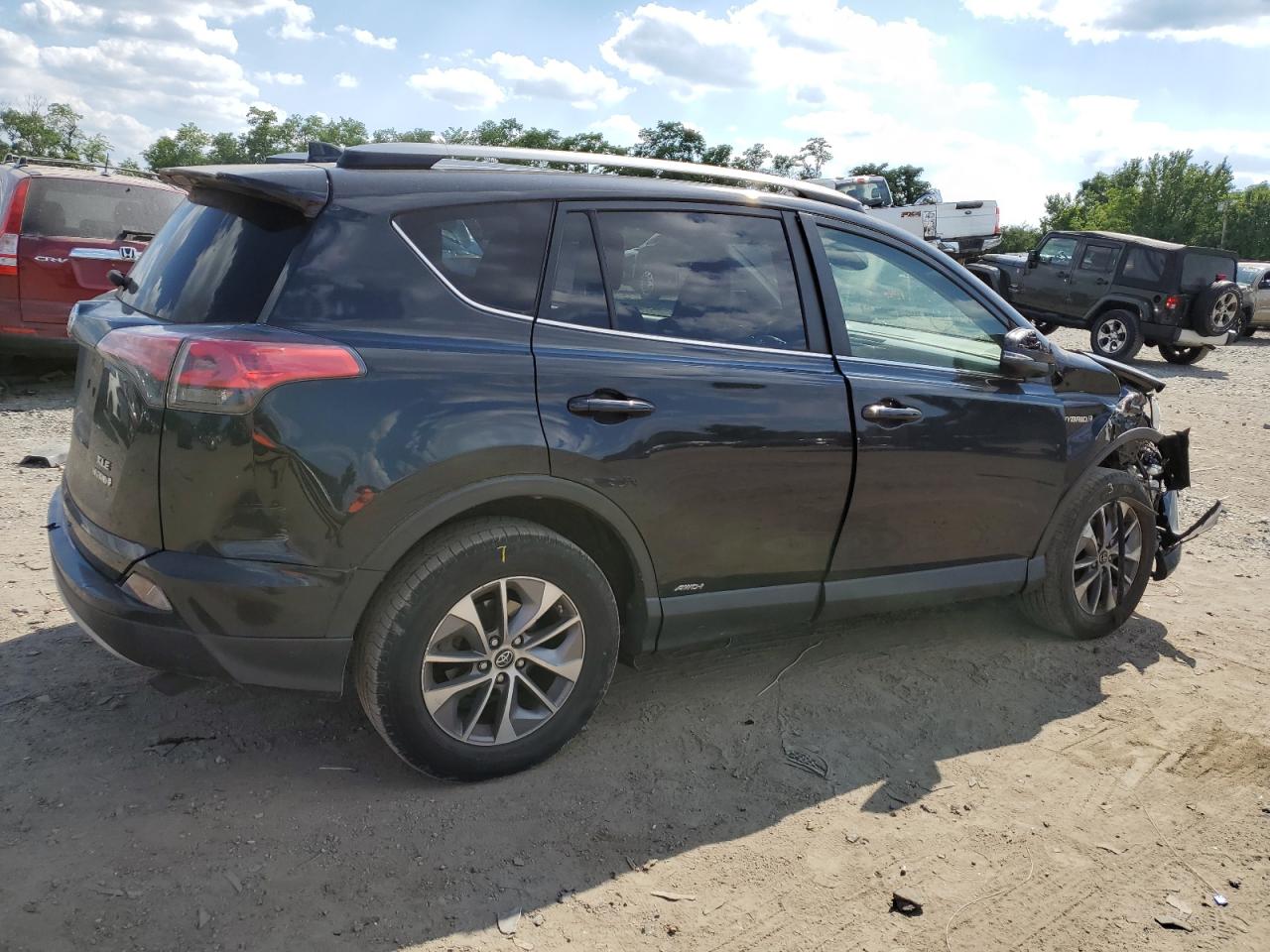 JTMRJREV2HD137975 2017 Toyota Rav4 Hv Le