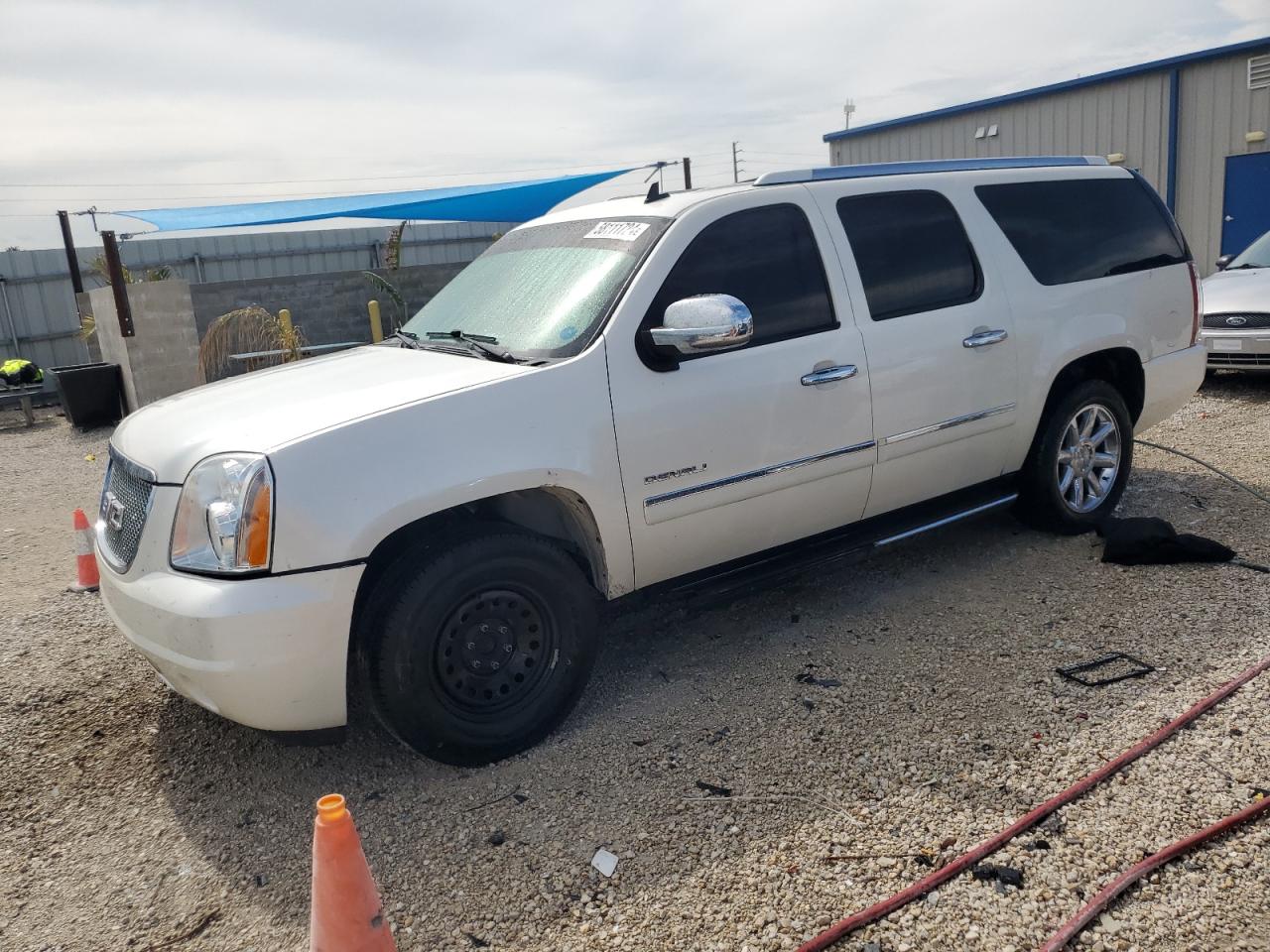 1GKS1MEF0BR394273 2011 GMC Yukon Xl Denali