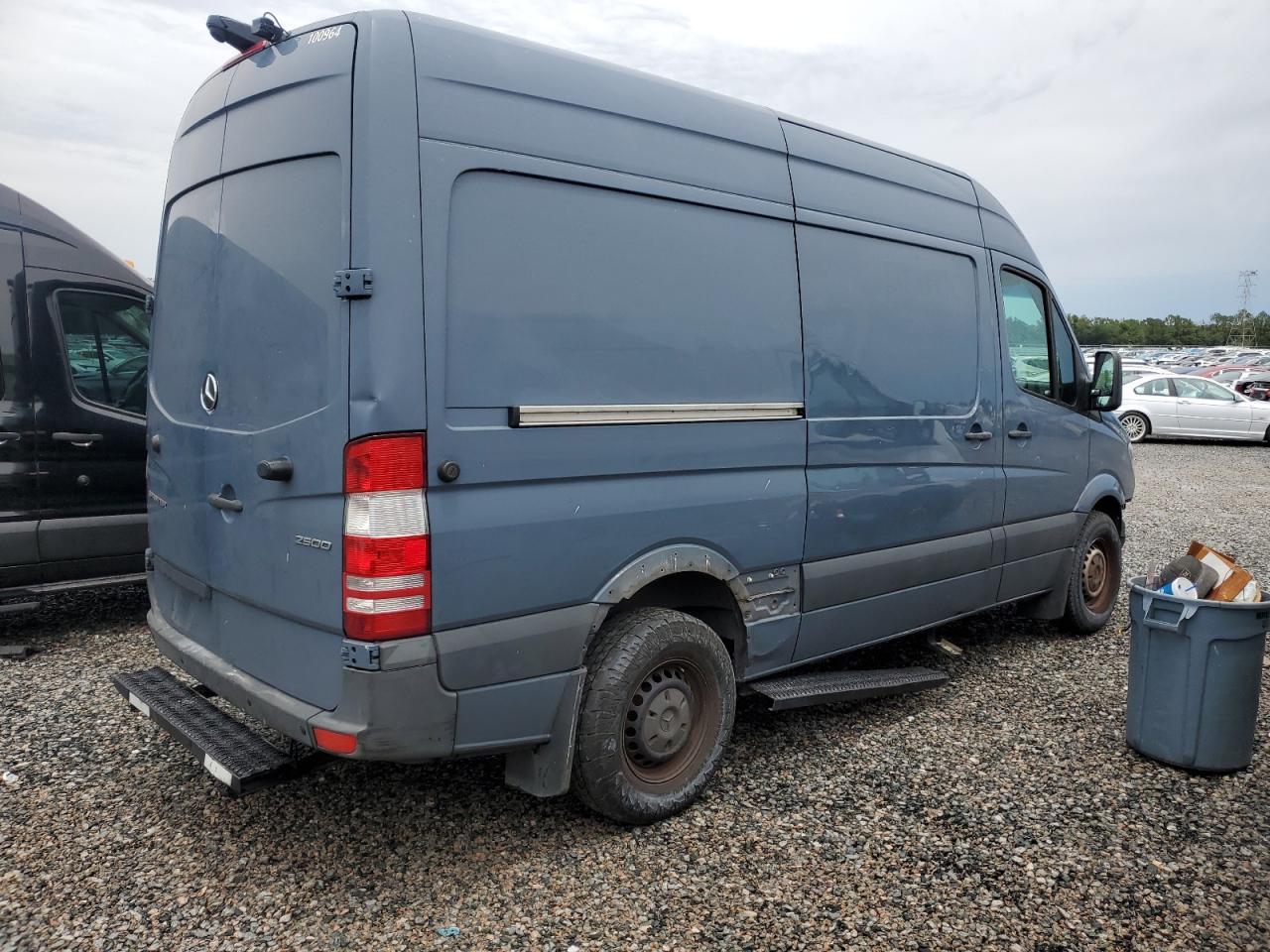 WD3PE7CD1JP646304 2018 Mercedes-Benz Sprinter 2500