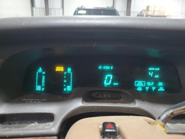 1995 Lincoln Town Car Executive VIN: 1LNLM81W3SY747689 Lot: 60503184