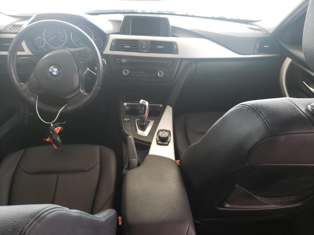 2013 BMW 328 I vin: WBA3A5C54DF359740