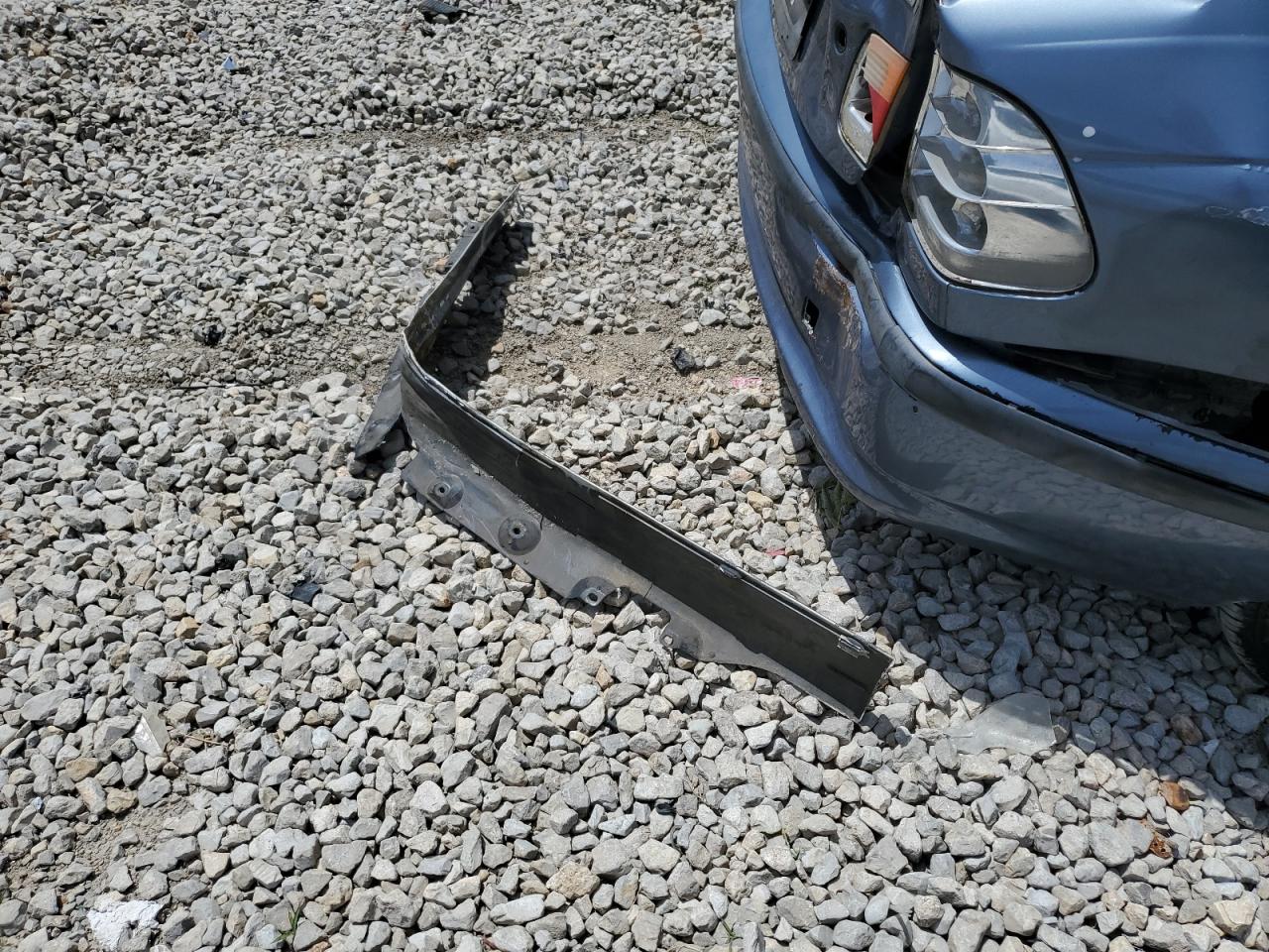 WBAEV534X3KM31650 2003 BMW 330 I