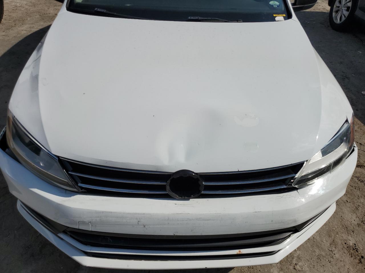 3VW2K7AJ6FM349590 2015 Volkswagen Jetta Base